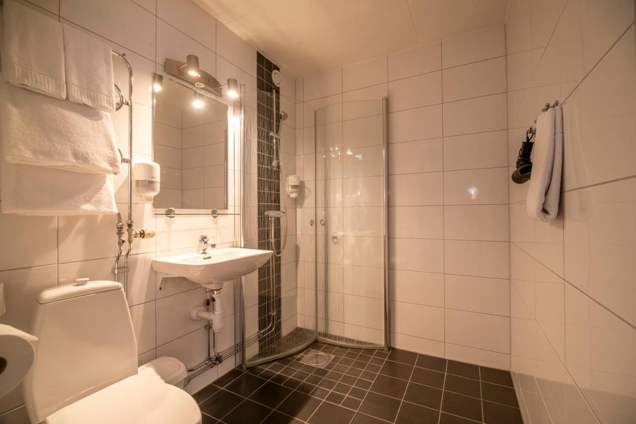 Simloc Hotel Drottninggatan อาร์เยพล็อก ภายนอก รูปภาพ
