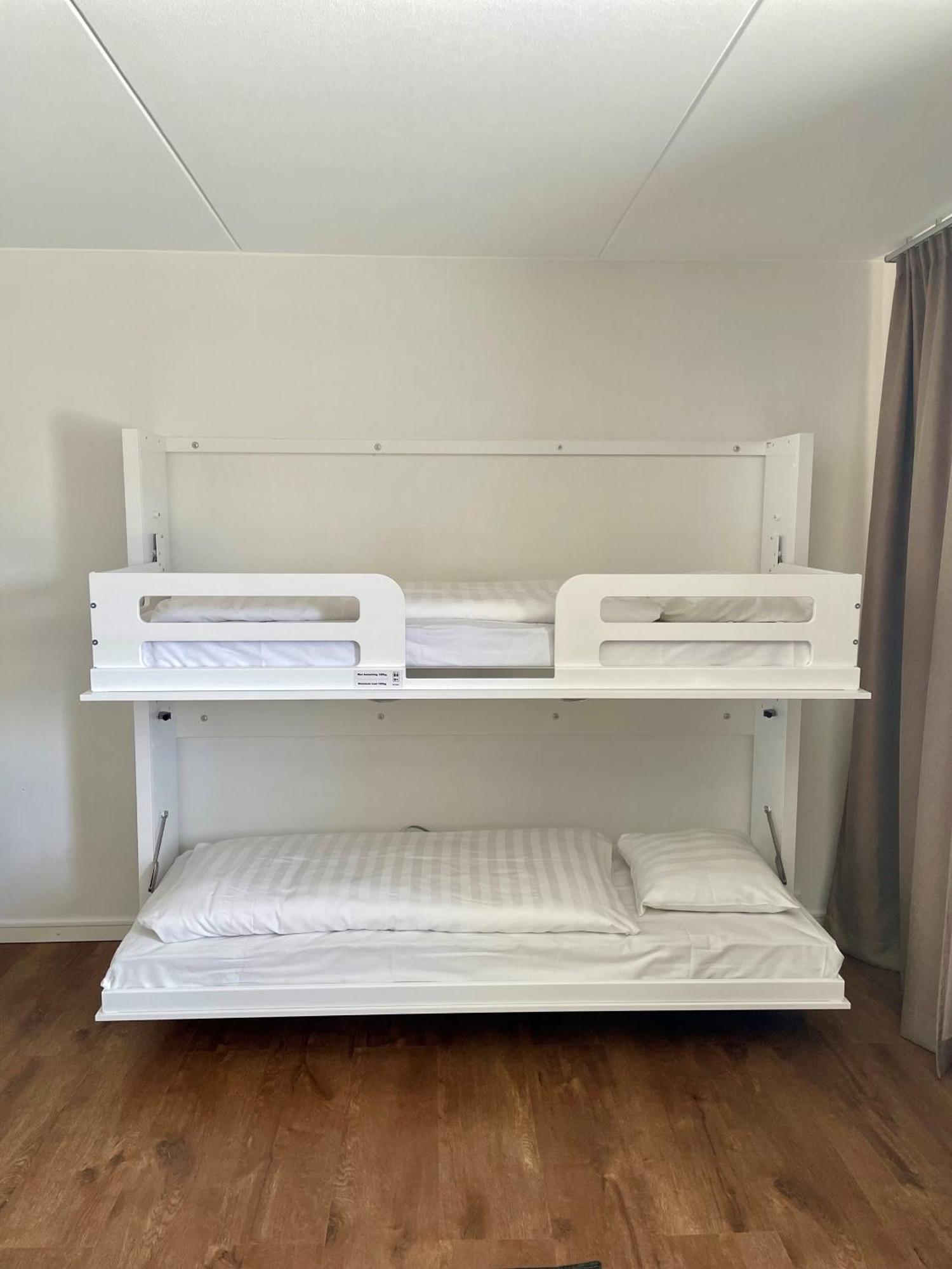 Simloc Hotel Drottninggatan อาร์เยพล็อก ภายนอก รูปภาพ