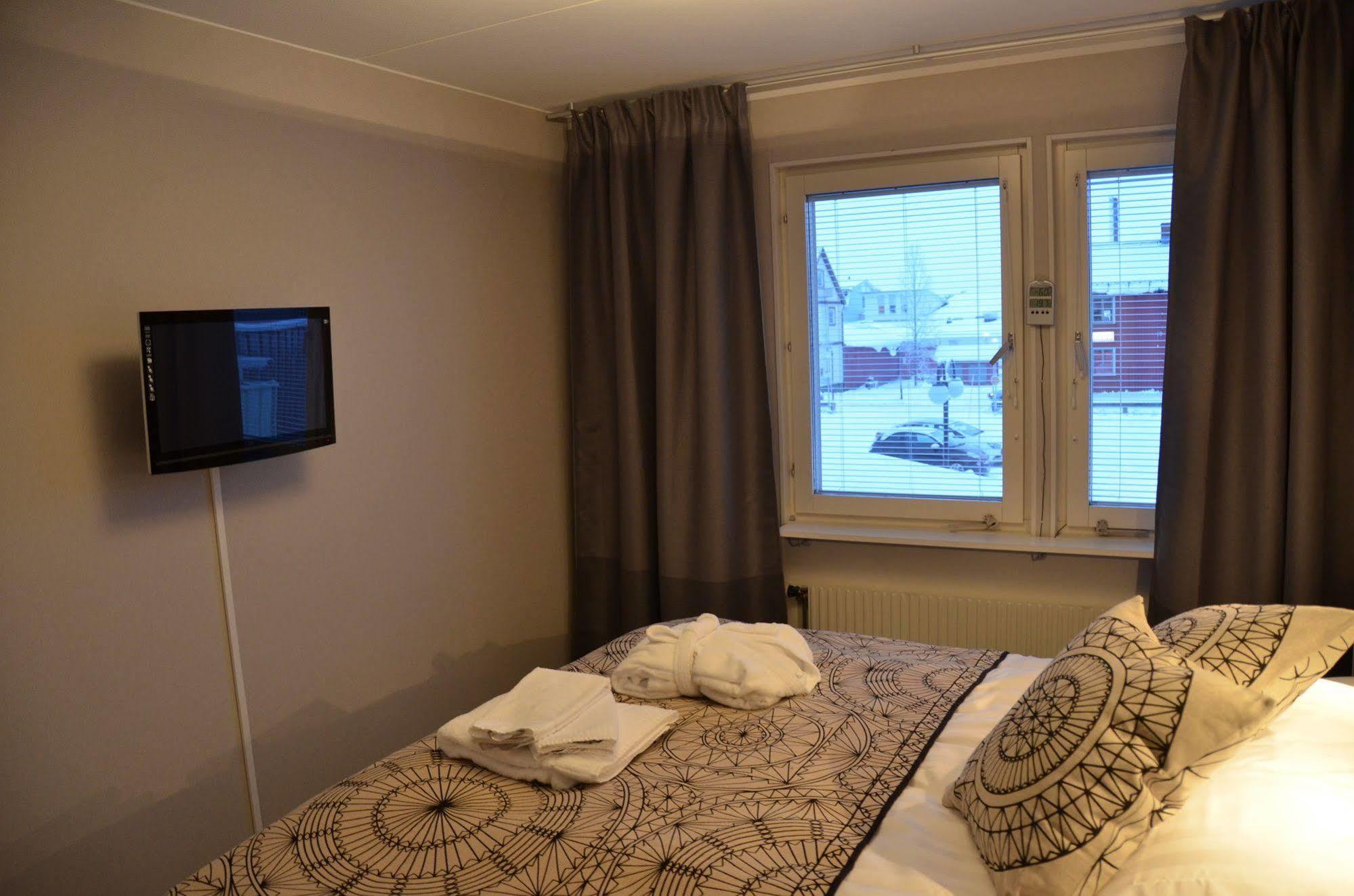 Simloc Hotel Drottninggatan อาร์เยพล็อก ภายนอก รูปภาพ